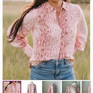 Rachel Parcell Designer Button Pink Snakeskin Blouse Top Size Small